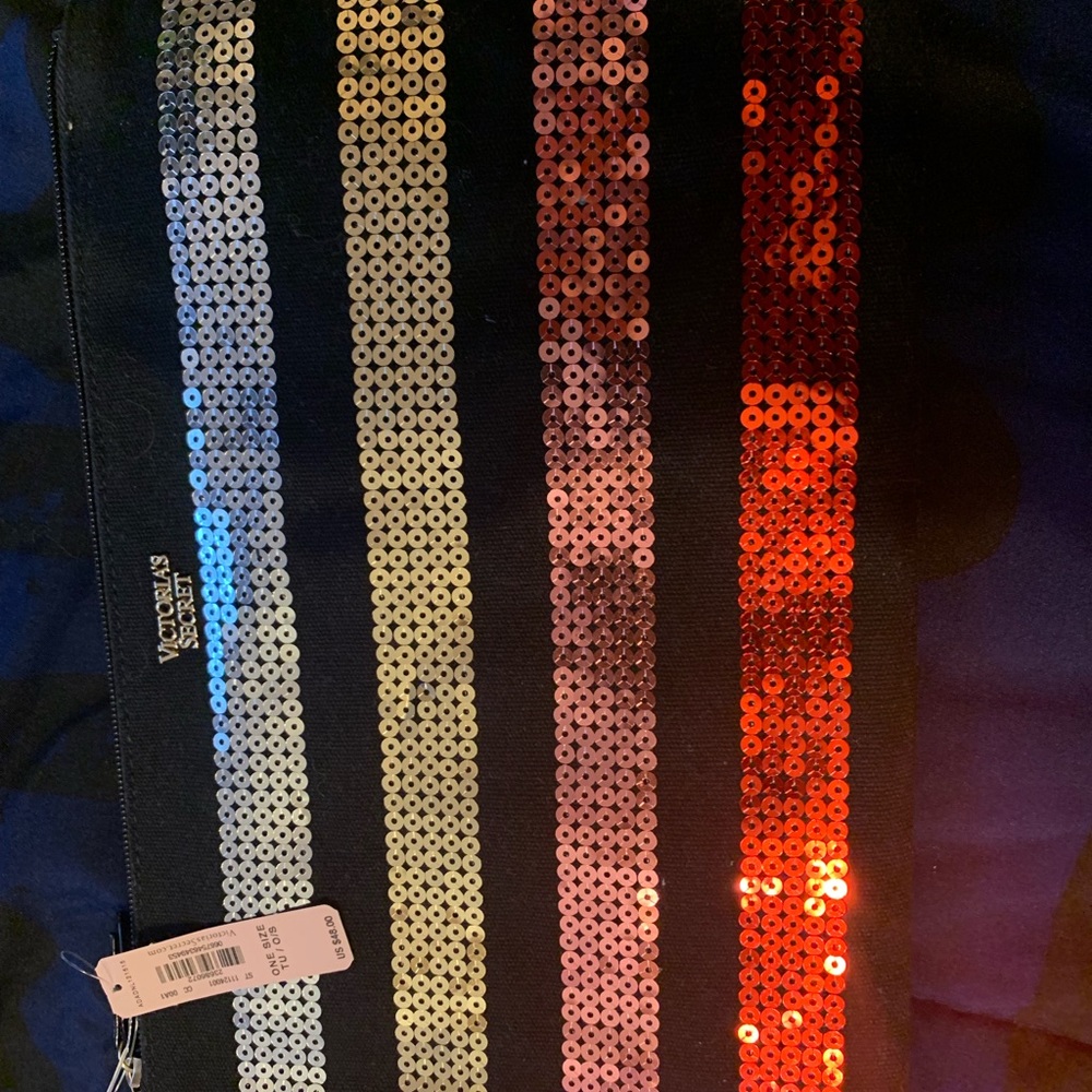 3in1 Victoria Secret pouches. Brand new Never used